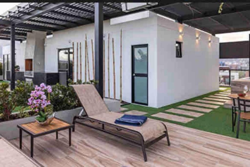 Appartamento Moderno Departamento En El Mejor Sector De Quito Esterno foto